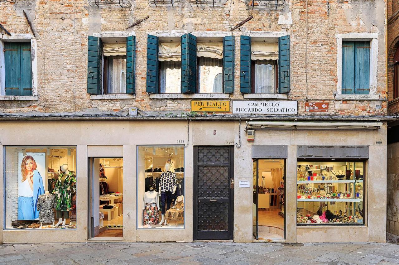 Canal-Fresco-Rialto Venice Luaran gambar